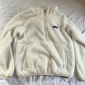 Fluffy Patagonia Half Zip